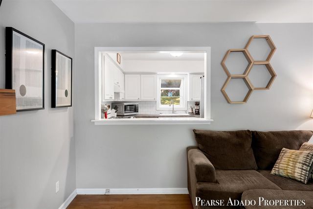 5822 Burgis Avenue, Grand Rapids, MI 49508