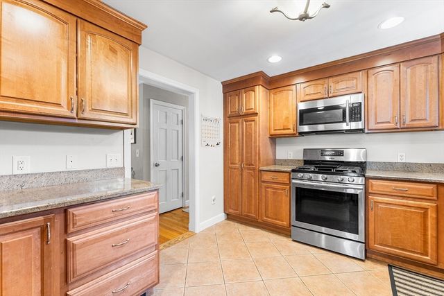 68 Taft St, Milford, MA 01757