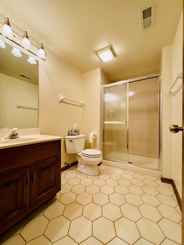 83 Oak Creek Drive, Yorkville, IL 60560