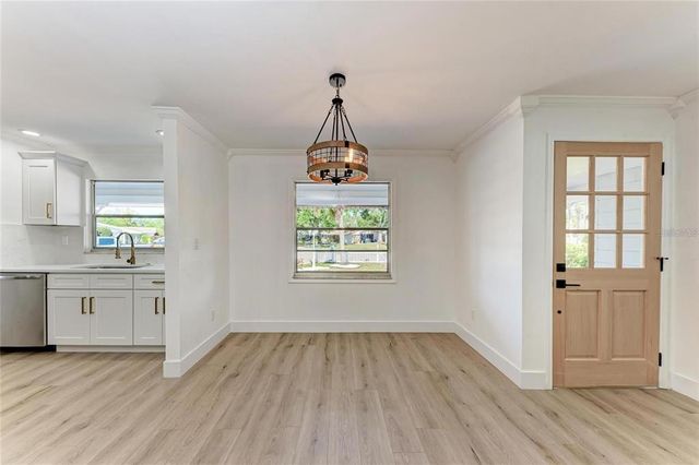 826 LILLIAN LANE, Sarasota, FL 34243