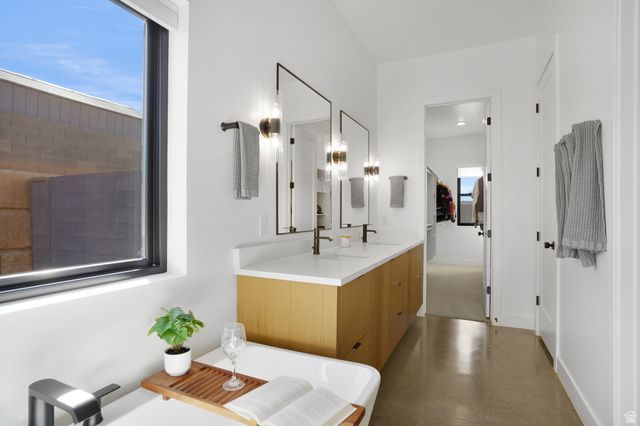 1034 E RUSTED CREEK CIR, Washington, UT 84780