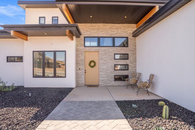 1034 E RUSTED CREEK CIR, Washington, UT 84780