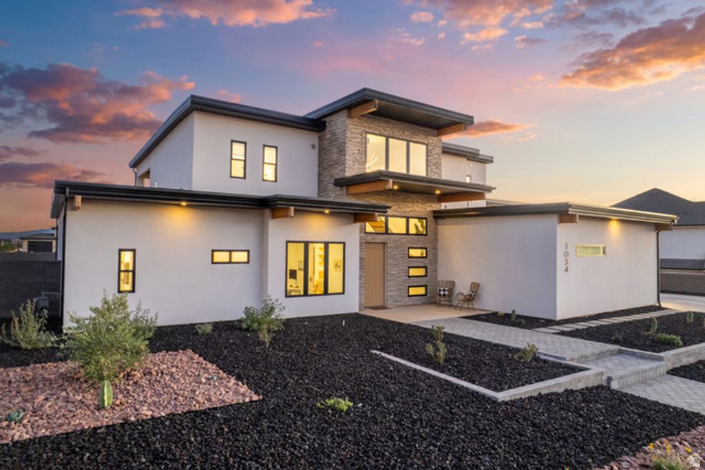 1034 E RUSTED CREEK CIR, Washington, UT 84780