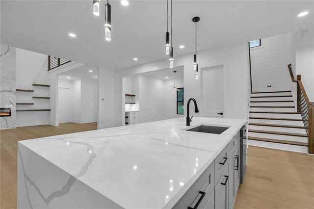 2865 Echelon Court, Snellville, GA 30039