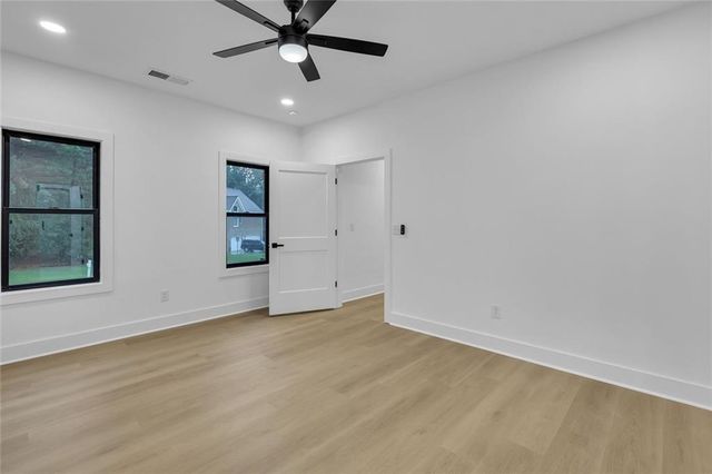 2865 Echelon Court, Snellville, GA 30039