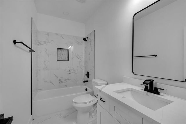 2865 Echelon Court, Snellville, GA 30039