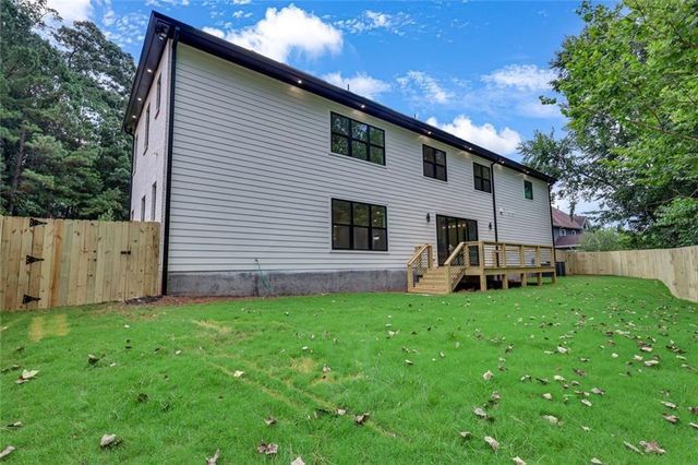 2865 Echelon Court, Snellville, GA 30039