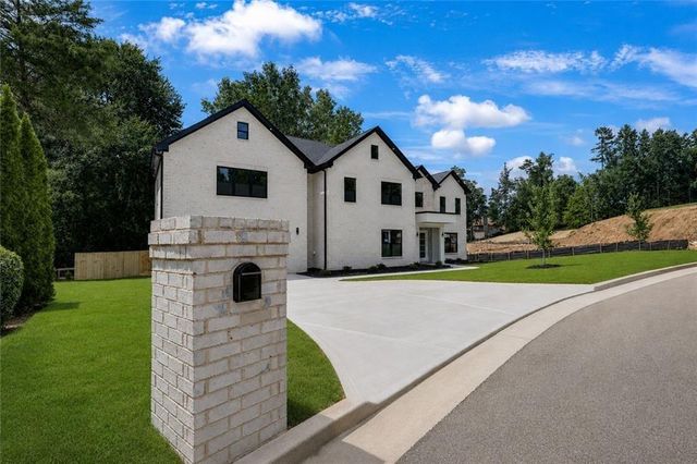 2865 Echelon Court, Snellville, GA 30039