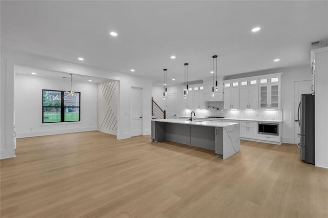 2865 Echelon Court, Snellville, GA 30039