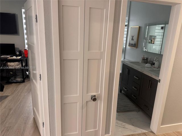 15376 SW 13th Terrace, Miami, FL 33194