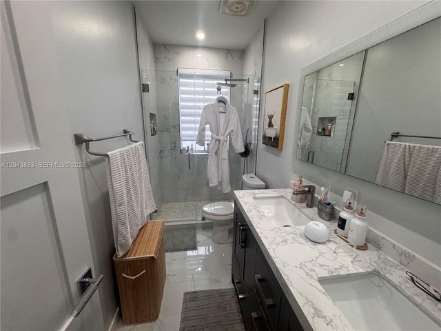 15376 SW 13th Terrace, Miami, FL 33194