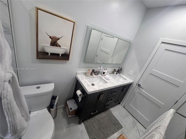 15376 SW 13th Terrace, Miami, FL 33194