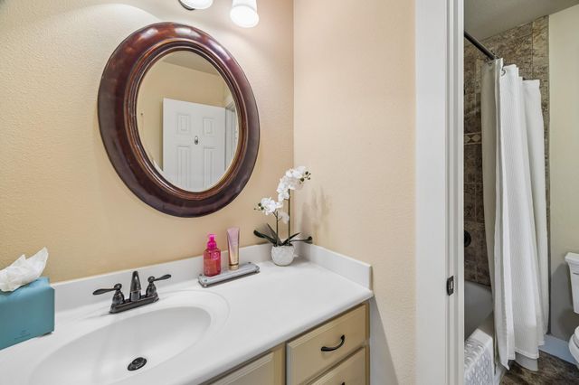 18515 Duke Lake Drive, Spring, TX 77388