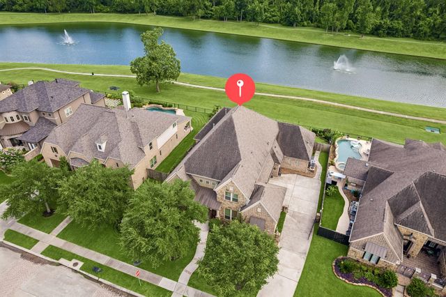18515 Duke Lake Drive, Spring, TX 77388