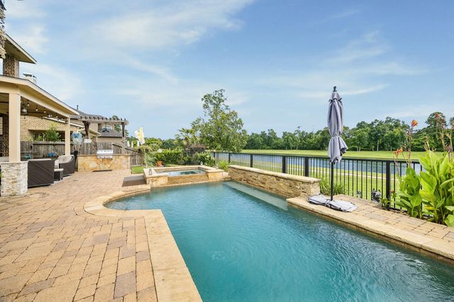 18515 Duke Lake Drive, Spring, TX 77388