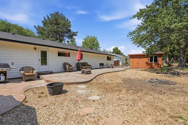 23650 Freezeout Rd, Caldwell, ID 83607