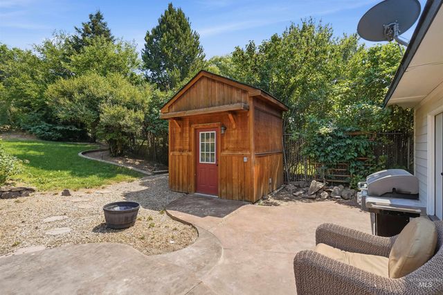 23650 Freezeout Rd, Caldwell, ID 83607