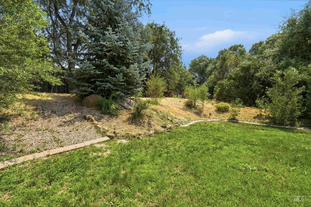 23650 Freezeout Rd, Caldwell, ID 83607