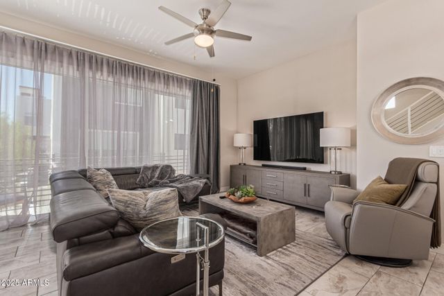 1717 E MORTEN Avenue 12, Phoenix, AZ 85020