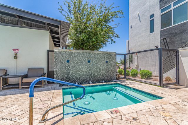 1717 E MORTEN Avenue 12, Phoenix, AZ 85020