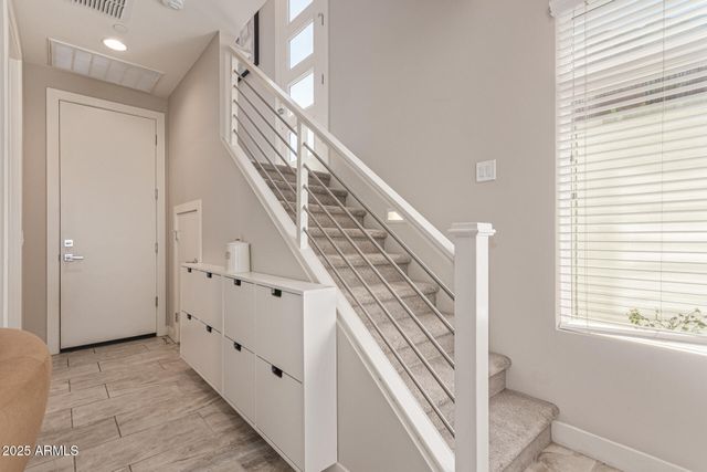 1717 E MORTEN Avenue 12, Phoenix, AZ 85020