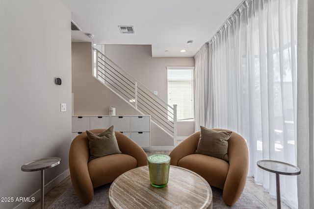 1717 E MORTEN Avenue 12, Phoenix, AZ 85020