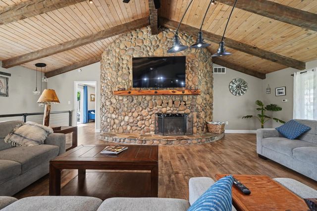 26262 Fairway Dr, Pioneer, CA 95666