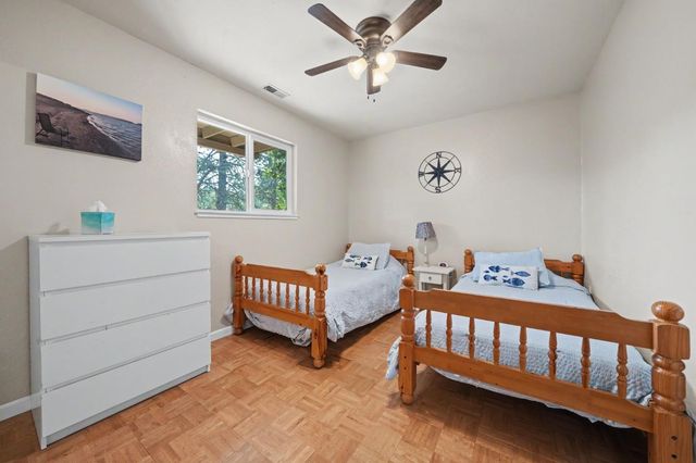 26262 Fairway Dr, Pioneer, CA 95666