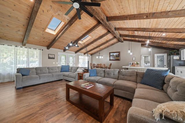 26262 Fairway Dr, Pioneer, CA 95666