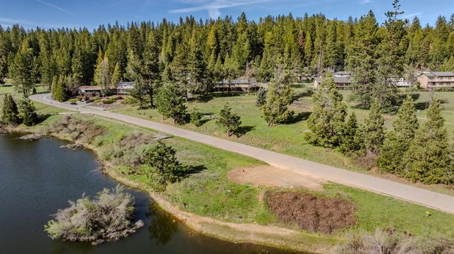 26262 Fairway Dr, Pioneer, CA 95666