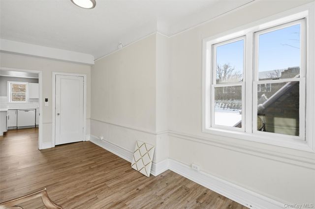 2-20 Garth Road 206, Scarsdale, NY 10583