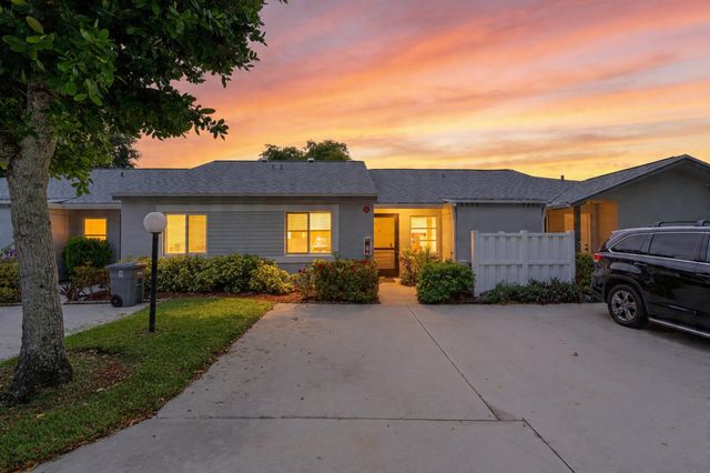 8955 Windtree Street C, Boca Raton, FL 33496