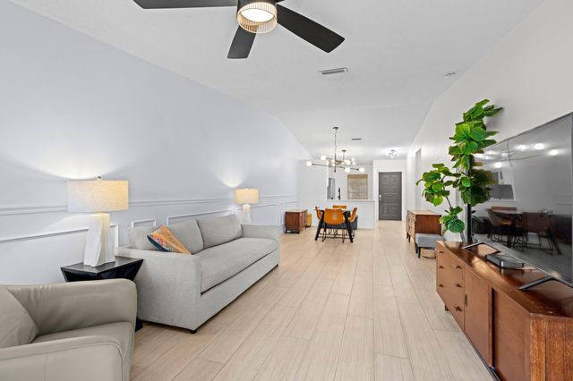 8955 Windtree Street C, Boca Raton, FL 33496