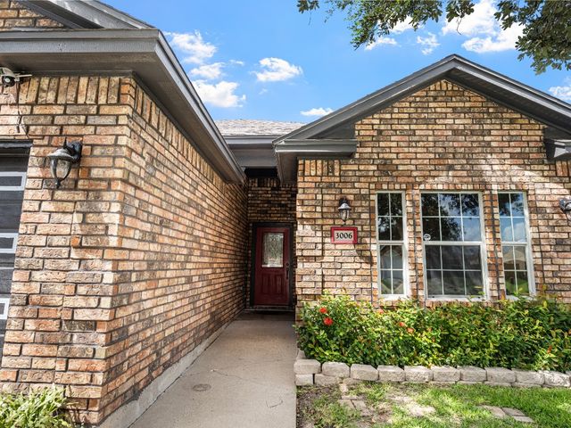 3006 Masterson Dr, Corpus Christi, TX 78415