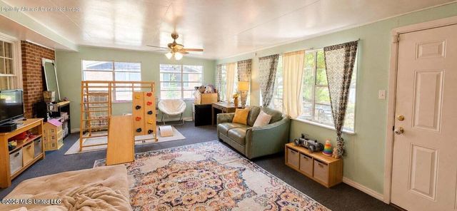 1919 Stuart Avenue, Ocean Springs, MS 39564