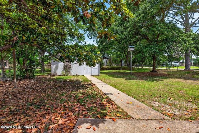 1919 Stuart Avenue, Ocean Springs, MS 39564