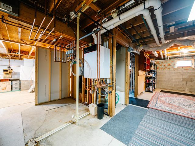 2022 Hillcrest Drive, Saint Cloud, MN 56303