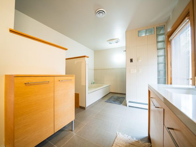 2022 Hillcrest Drive, Saint Cloud, MN 56303