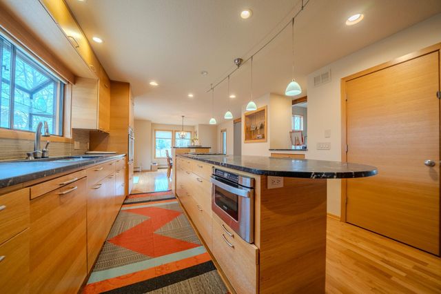 2022 Hillcrest Drive, Saint Cloud, MN 56303