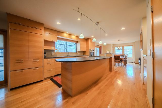 2022 Hillcrest Drive, Saint Cloud, MN 56303