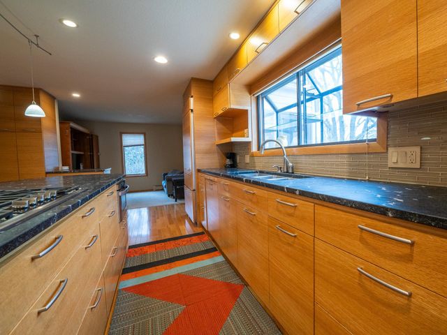 2022 Hillcrest Drive, Saint Cloud, MN 56303