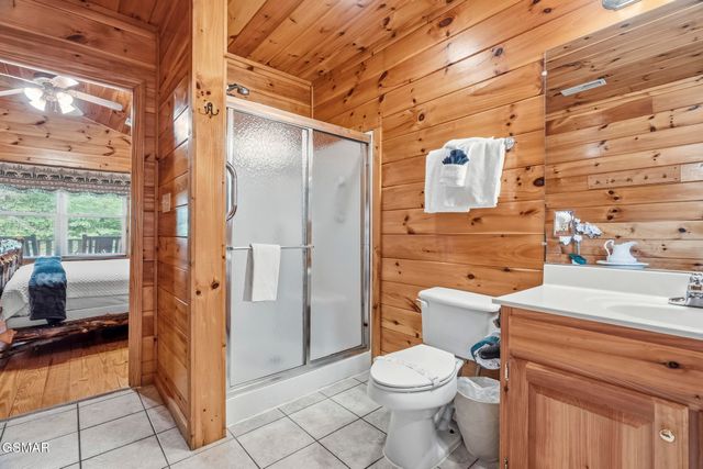 440 Oak Sky Way, Sevierville, TN 37876