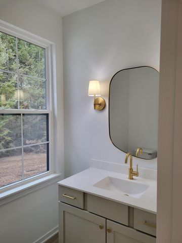 10303 E C Avenue, Richland, MI 49083