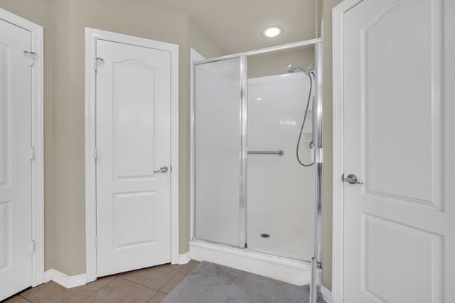 1115 Cresthaven Drive 13, Cedar Hill, TX 75104