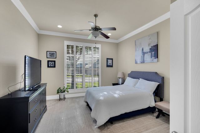 1115 Cresthaven Drive 13, Cedar Hill, TX 75104