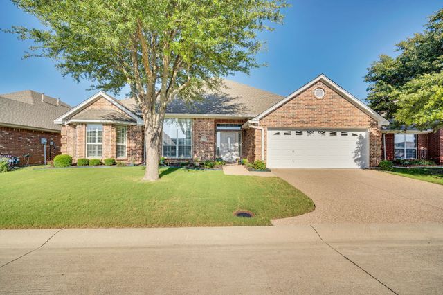 1115 Cresthaven Drive 13, Cedar Hill, TX 75104