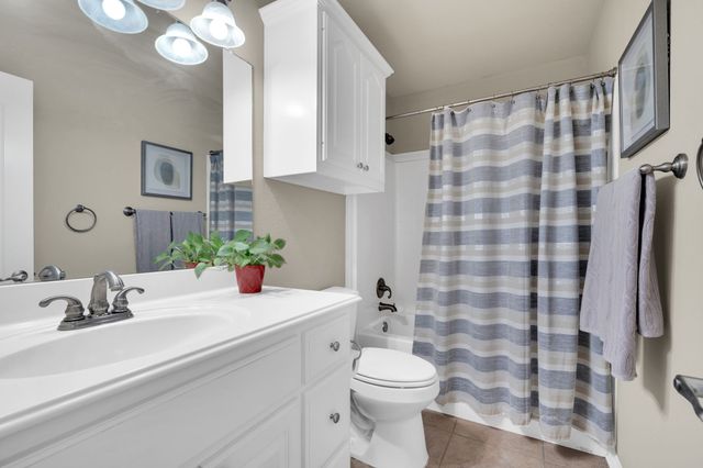 1115 Cresthaven Drive 13, Cedar Hill, TX 75104