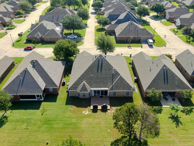 1115 Cresthaven Drive 13, Cedar Hill, TX 75104