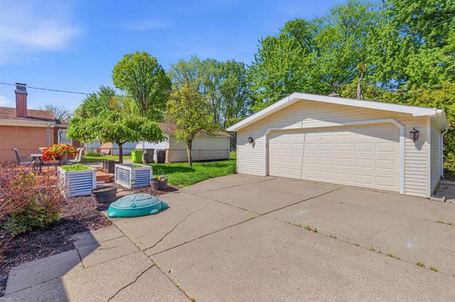 33753 Cheryl Street, Clinton Twp, MI 48035
