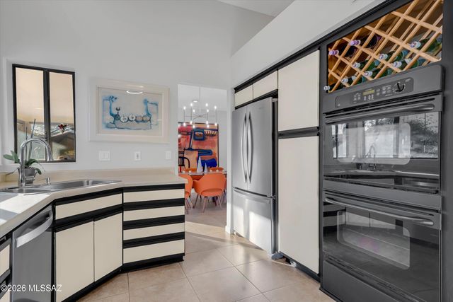 38148 S Silverwood Drive, Tucson, AZ 85739